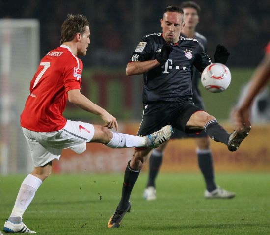 也关乎俱乐 也关乎俱乐